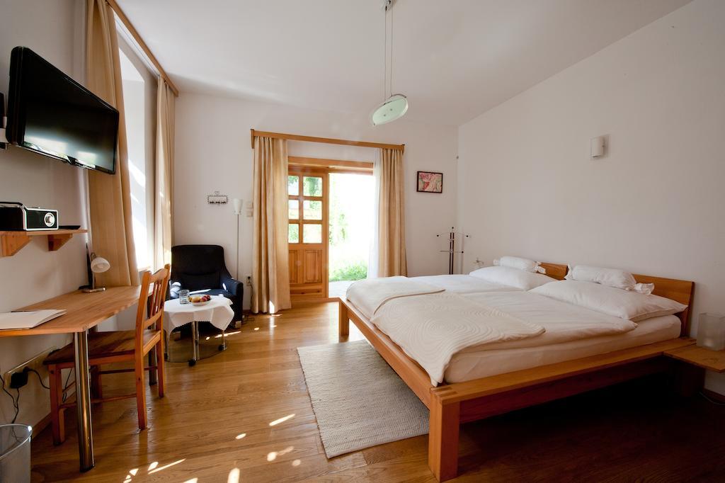 Schreiners Essen Und Wohnen Hotell Wien Rom bilde