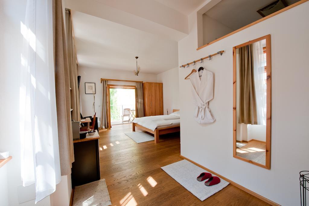 Schreiners Essen Und Wohnen Hotell Wien Rom bilde