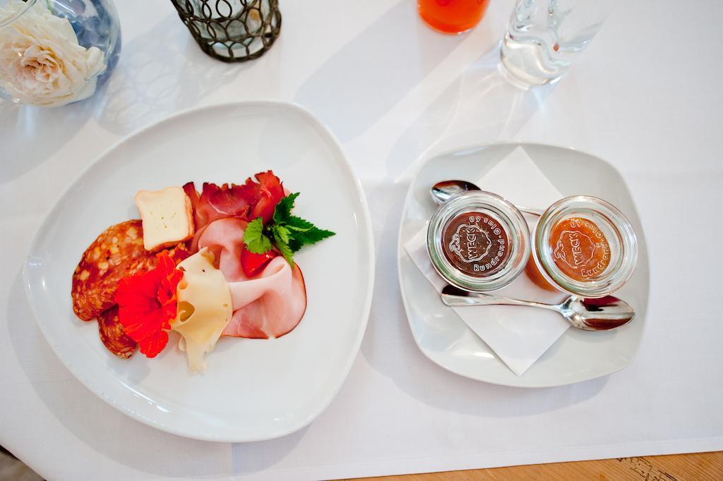 Schreiners Essen Und Wohnen Hotell Wien Rom bilde